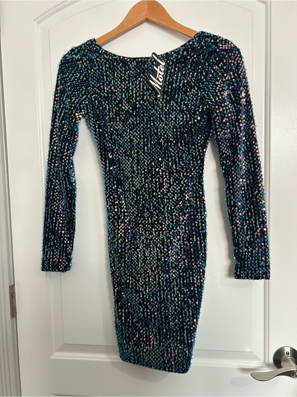 Motel Sequin Gaby Long Sleeve Mini Dress in Opal Size XS 90s Chic Party Feminine